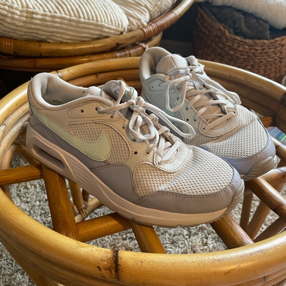 Nike Light Gray and Cream Athletic Shoes
